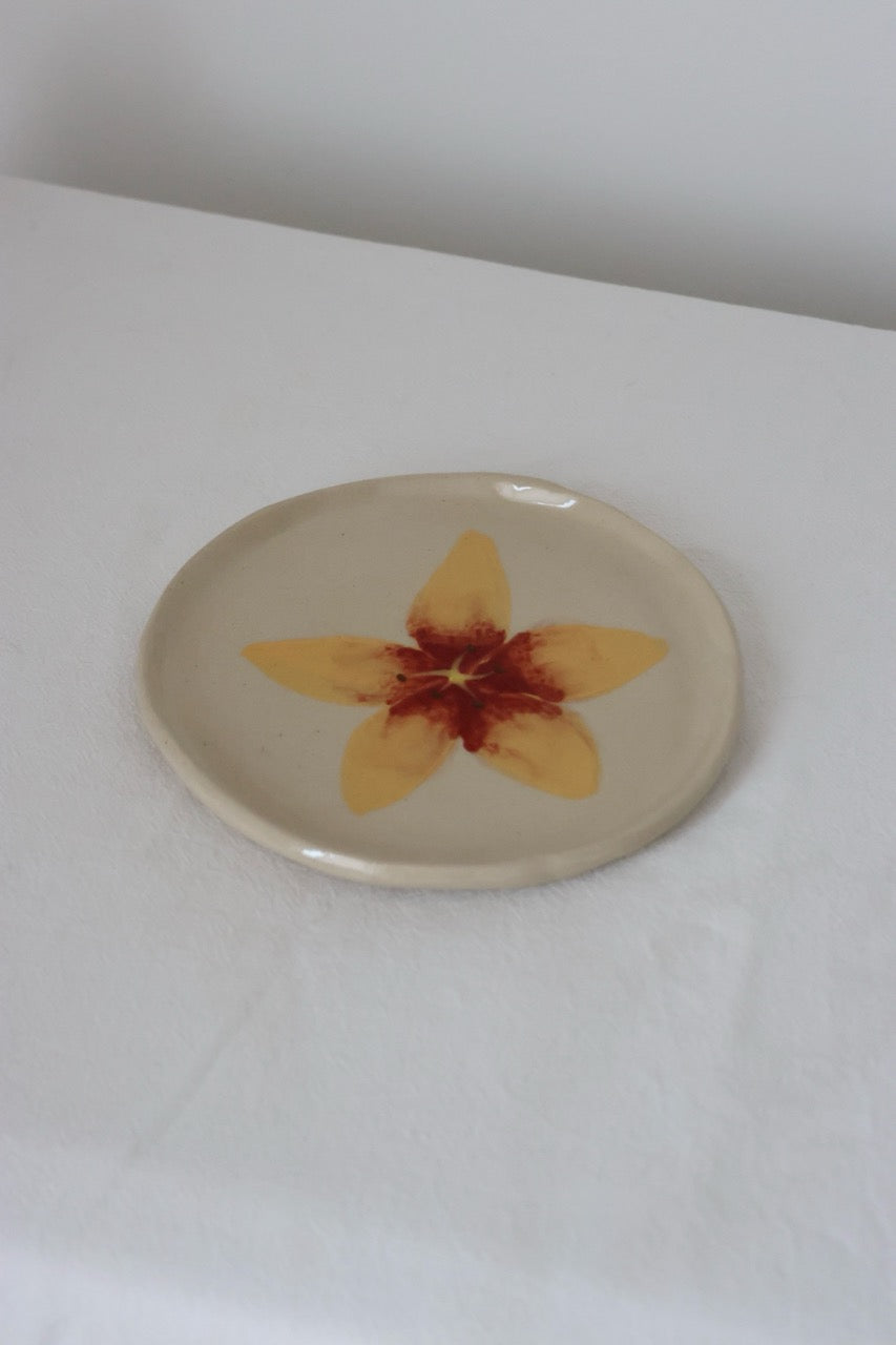 Vide poche fleur jaune cassis