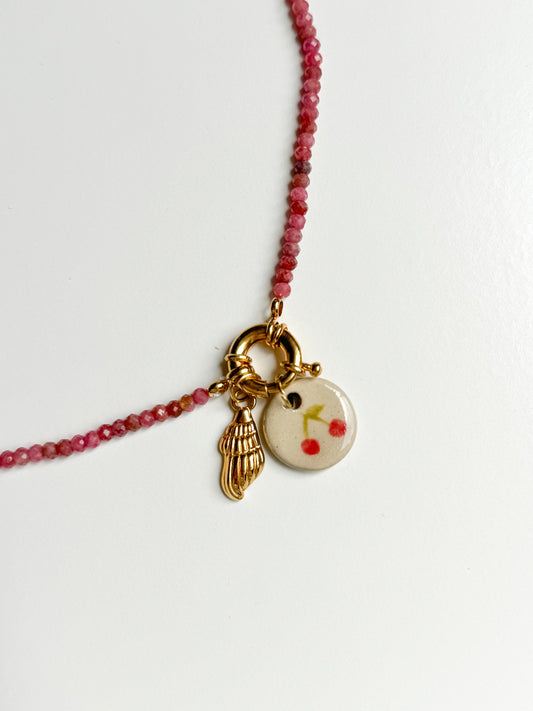 Collier cerise & coquillage