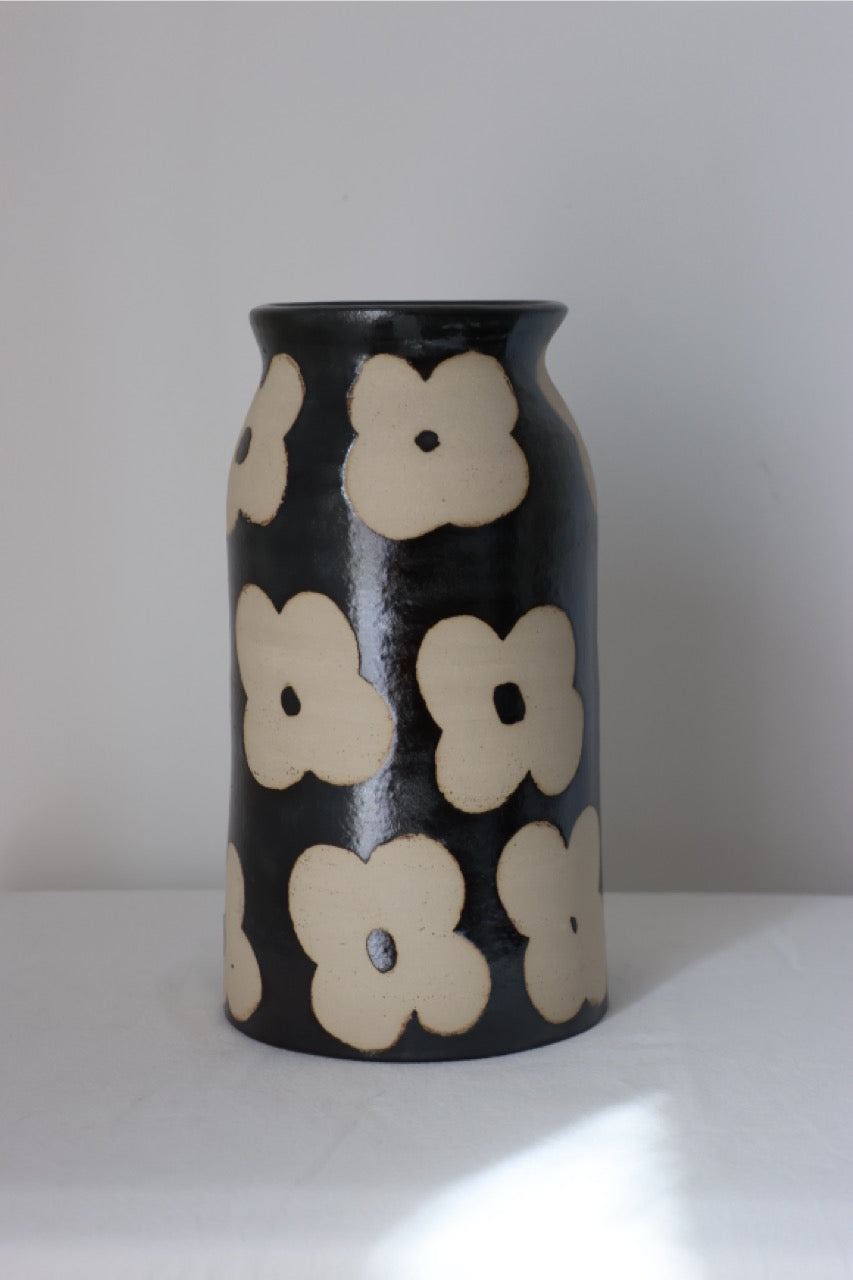 Vase fleurs anthracite