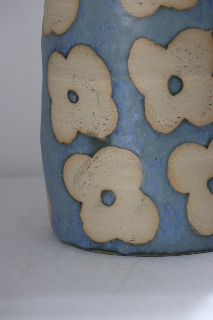 Vase fleurs bleu