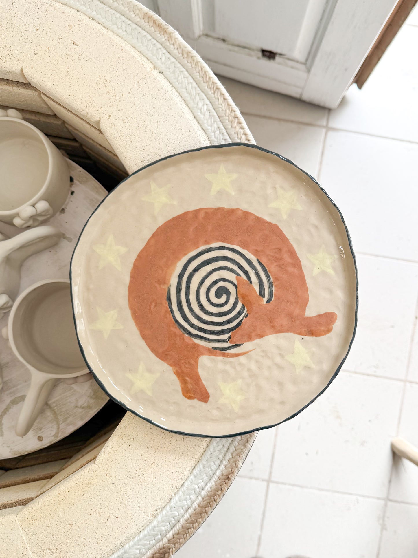 Grande assiette teckel & étoiles